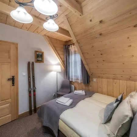 Cyrhlica House Chocholow