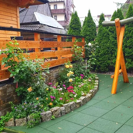 Шале Cyrhlica House