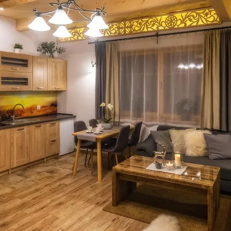 Cyrhlica House Alpesi faház Chochołów