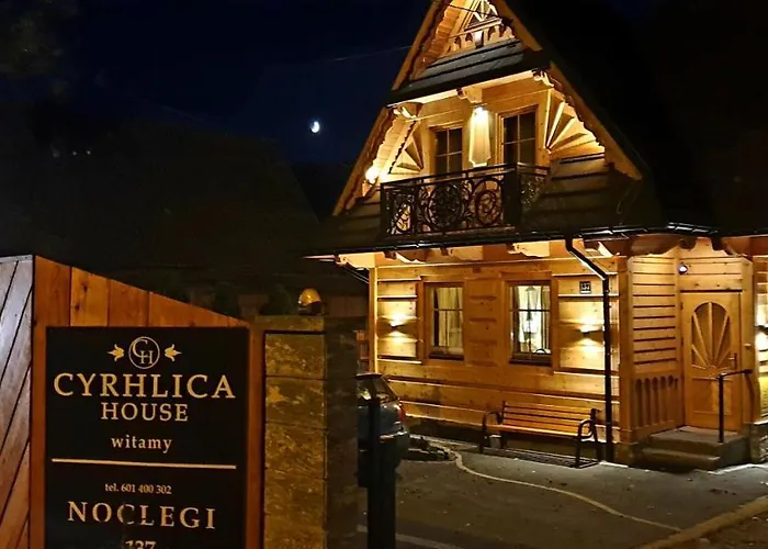 Cyrhlica House Chalet